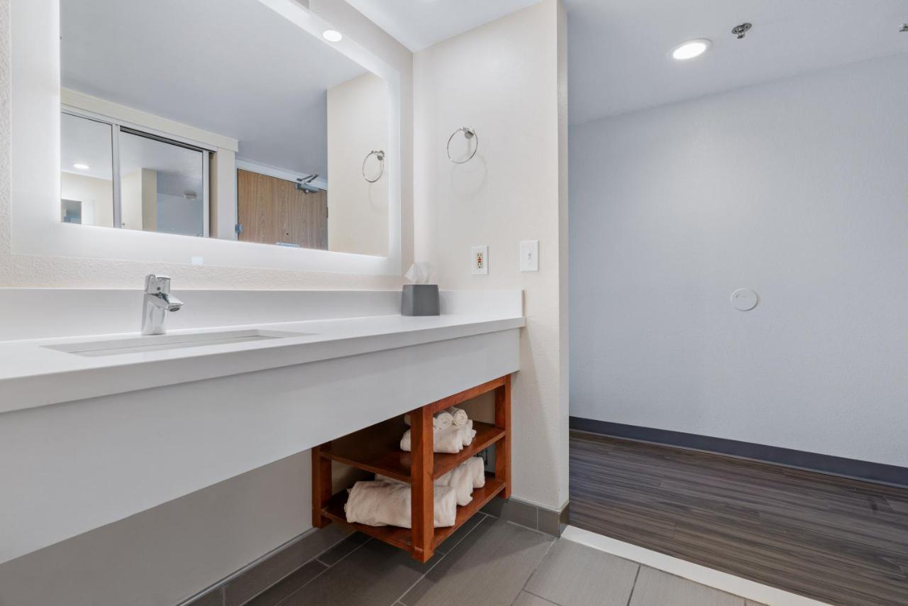 Hotel Avisa Downtown มอร์โรเบย์ ภายนอก รูปภาพ