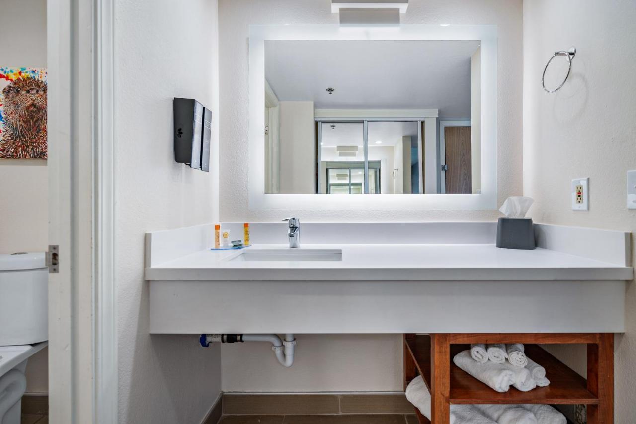 Hotel Avisa Downtown มอร์โรเบย์ ภายนอก รูปภาพ